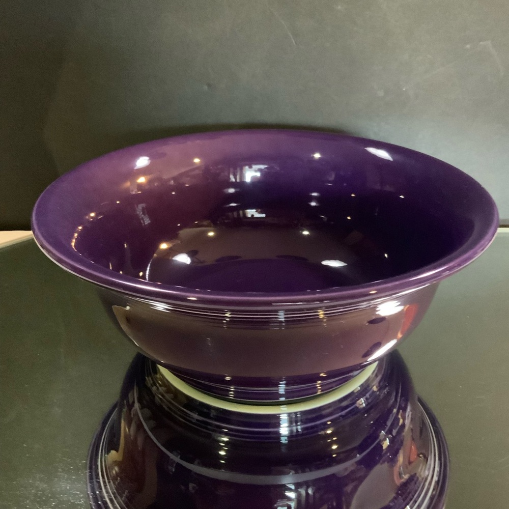 Fiesta Pedestal Bowl Serving 9 1/8 inch Plum Purple Discontinued HLC